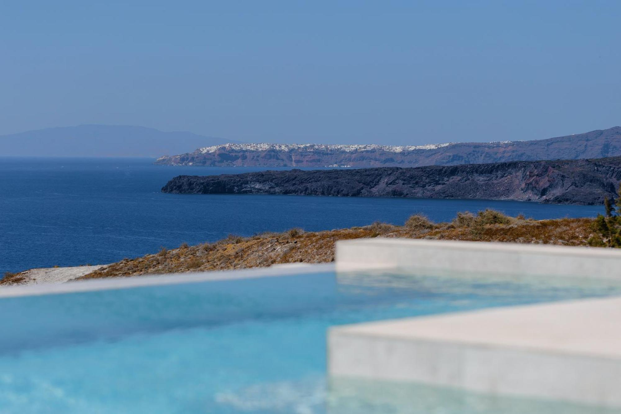 Omna Caldera Suites Akrotiri  Exterior photo